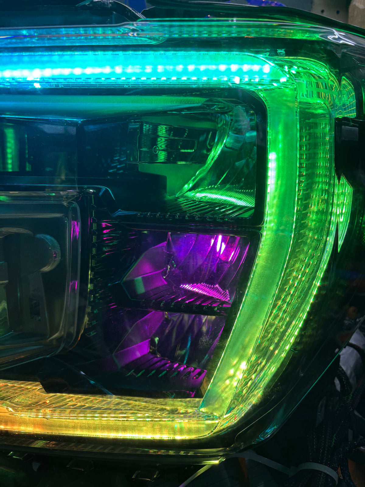 2019-2022 GMC Sierra 1500 Headlights with Fog Lights